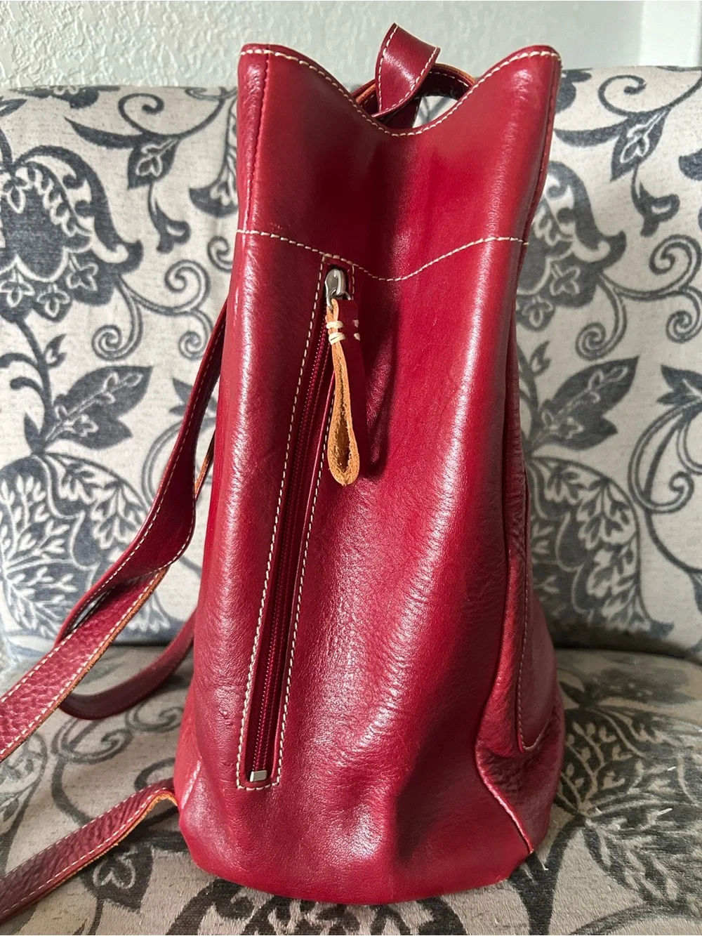 Sundance Red Leather Backpack Tote Convertible Bag like NEW - Picture 2 of 8